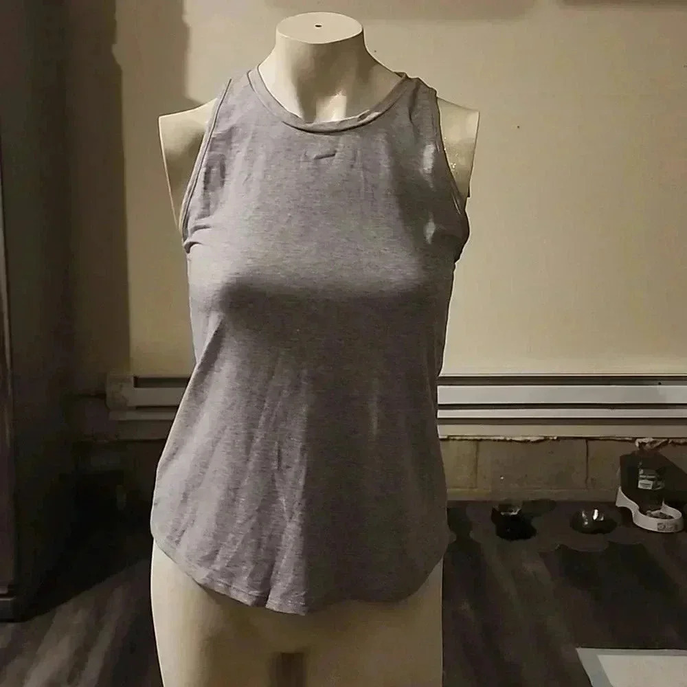 NIKE WOMEN'S TRAINING TANK TOP SIZE S